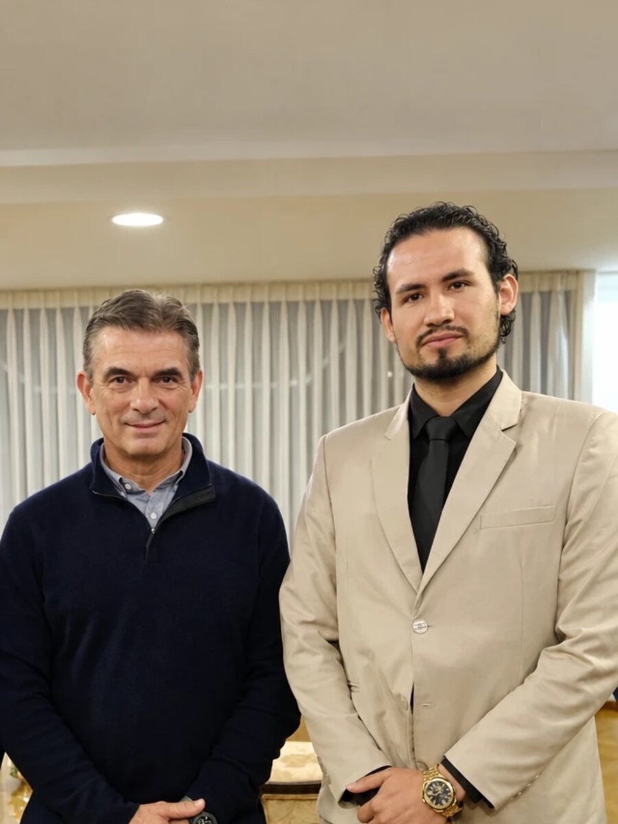 Jesús Arce junto a Rodrigo Paz